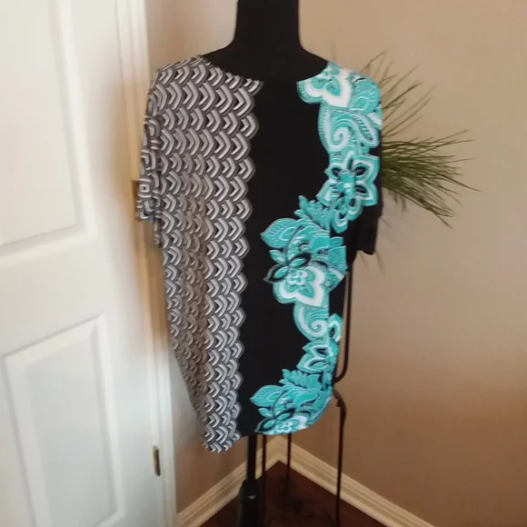 Chico's Ladies Tunic Top - Picture 6 of 7